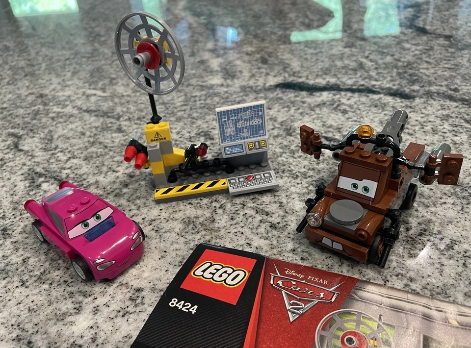 Lego #8424. Disney Cars, Mater's Spy Zone. All Pieces. No Box. Inventoried. - Image 2 of 4