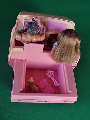 Barbie Auto, Mattel MAX STEEL 1998, Hund, Koffer, Haarbürste, Caprio, Frau 1991 - Bild 17 von 19