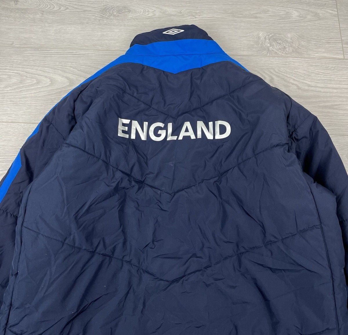ウェア 00s UMBRO England National Team Jacket Umbro England Vintage 00s Soccer National Team Insulated