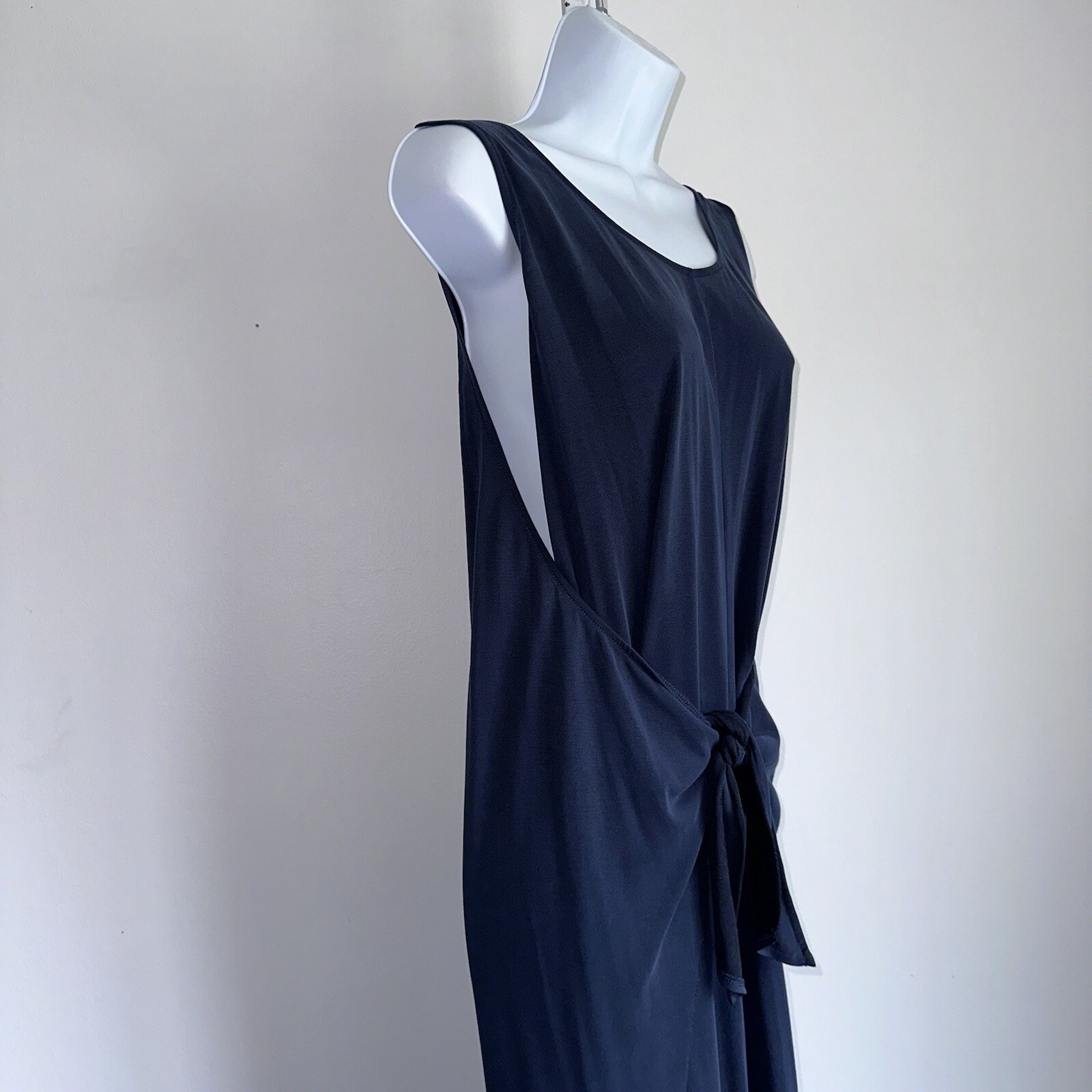 Vince Maxi Dress Navy Blue Sleeveless Tie Front Layered Size Medium-image