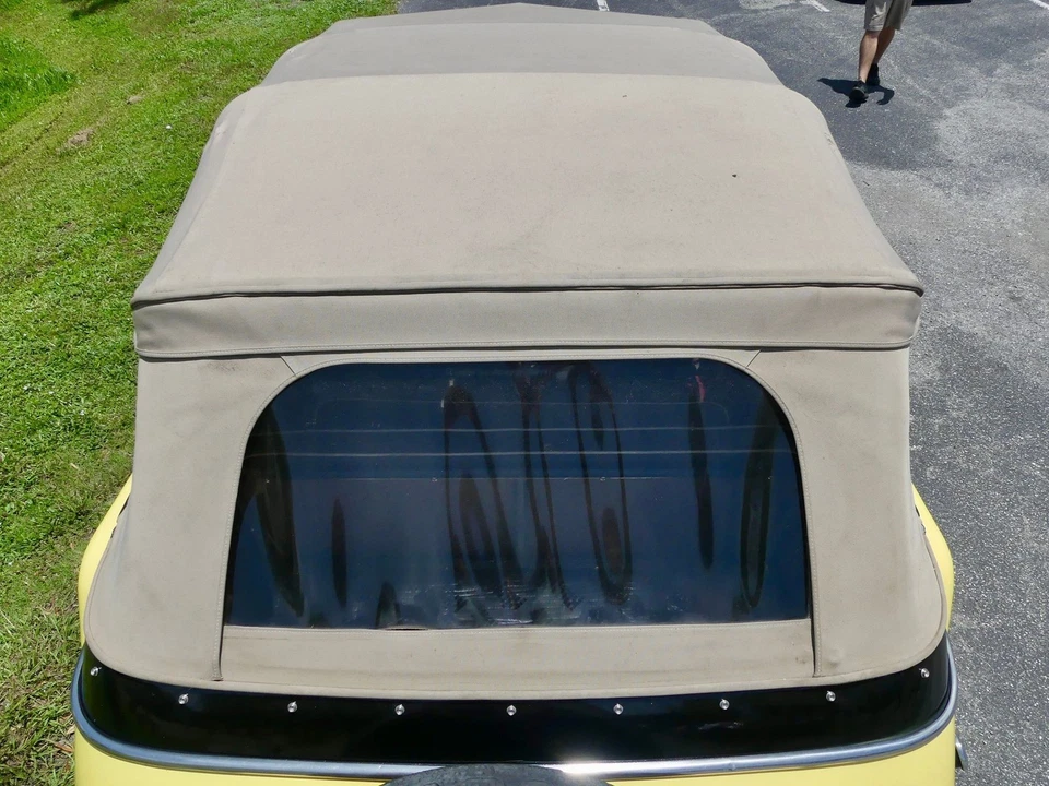 Willys Jeepster 1949  Foto 4 de 4