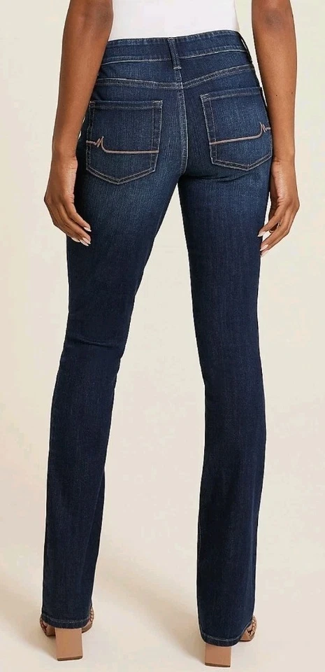 Pantalones de mezclilla M Jeans MAURICES CLASSIC tiro medio bota ajustada azul talla 12 largos 32"X34" Foto 2 de 4