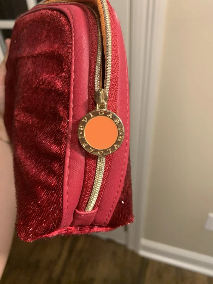 NUEVO Estuche de Maquillaje Bvlgari Parfums Rojo / Bolsa de Viaje en Rojo, Naranja Interior Foto 3 de 4