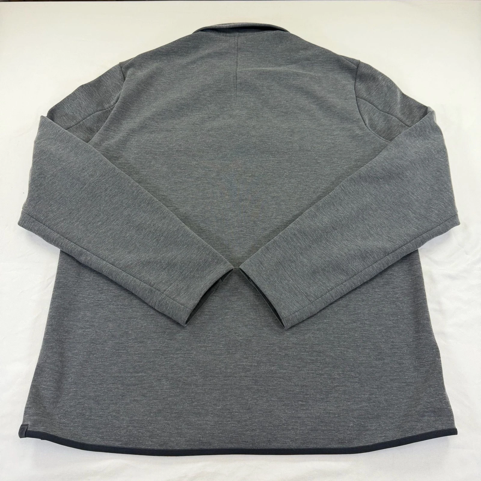 Lululemon Men’s L Gray Knit Overshirt Shacket Snap Front Jacket - product detail image 2