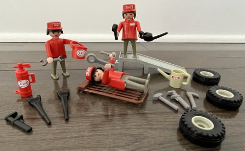 Playmobil Esso Gas Station Figures & Accessories 1980s Vintage 3439 3434
