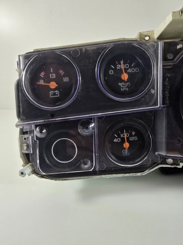 Chevy Squarebody 1981-1987 C/K10-30 K5 Blazer Gauge Cluster Foto 3 de 4