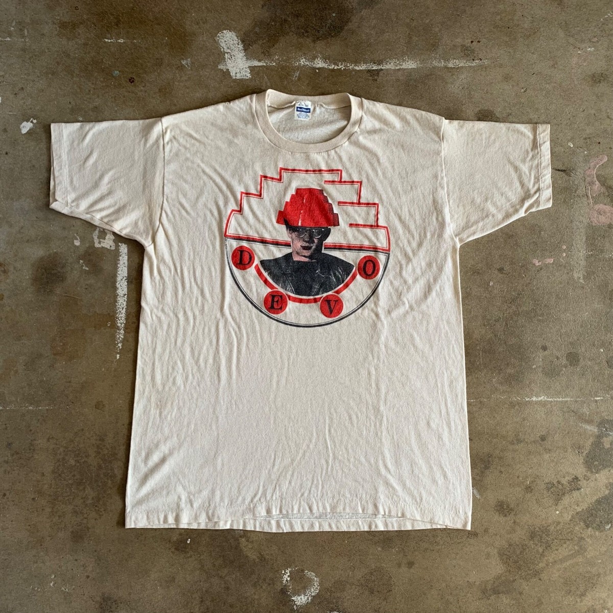 RARE EARLY 80s VINTAGE DEVO (THE BAND) T-SHIRT MEN SZ M | eBay