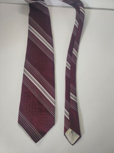 vintage 60's 70's polyester men's neck tie tour d'