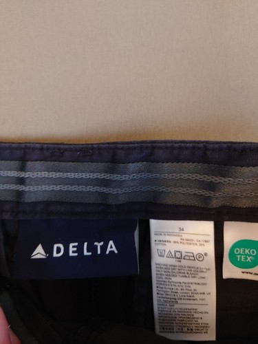 Official Delta Airlines Navy Blue Cargo Short Men's Size 34 Waist 8"Inseam - Photo 6/12
