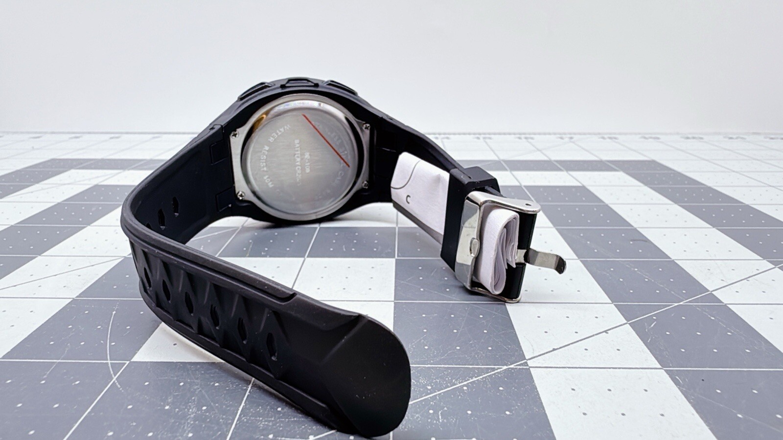 Big Basic Unisex Plastic Strap Water-Resistant Ti… - image 2