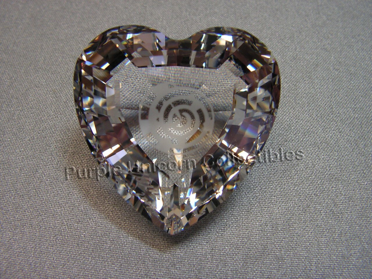 Swarovski Crystal SCS 2007 Community Event Clear Heart Signed By Designer 896979
