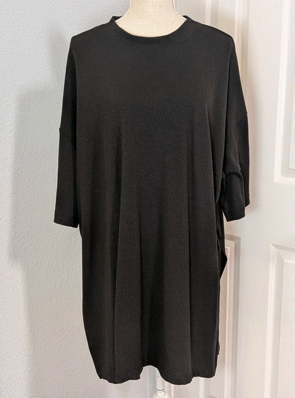 Dressed In Lala Ribbed Oversized Tunic Shirt  Black  XL