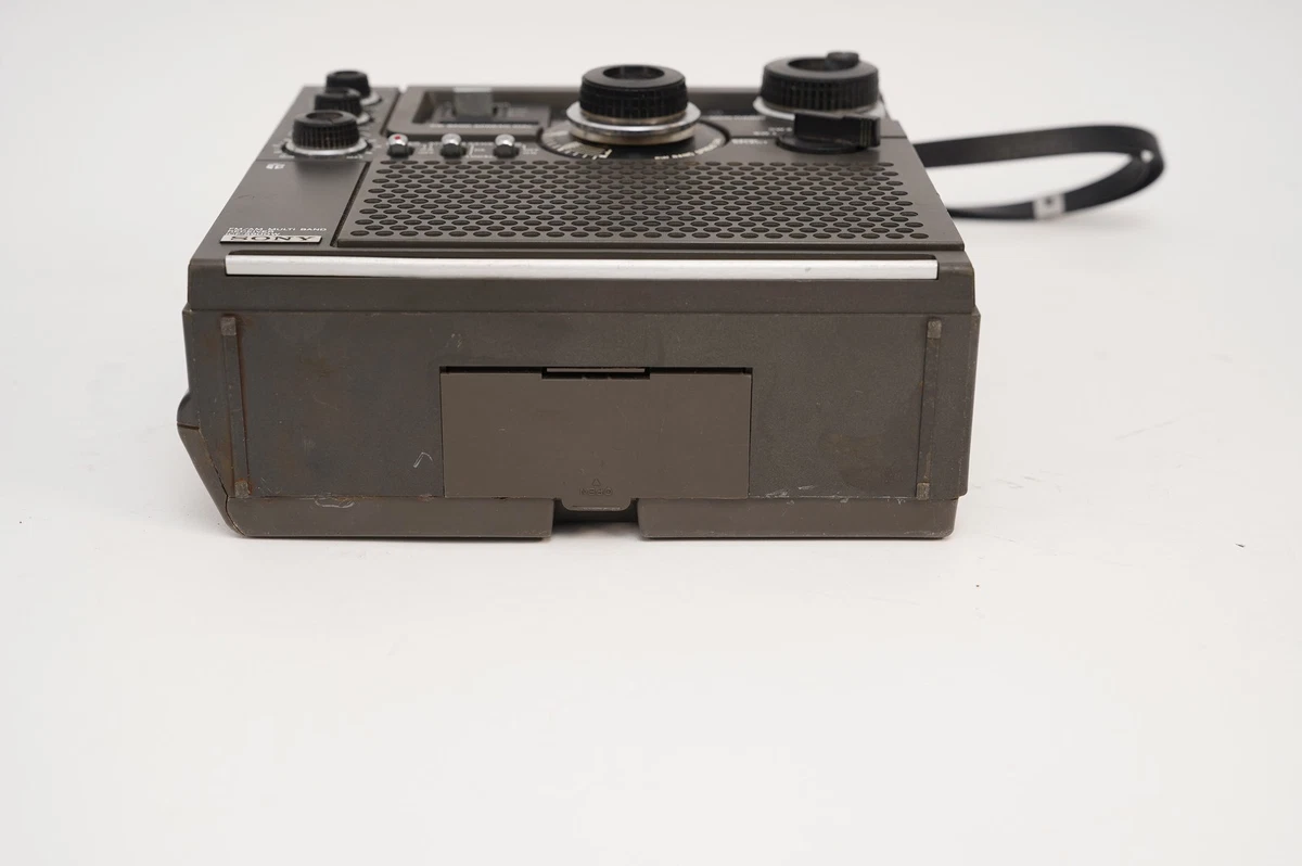 Sony ICF-5900W Skysensor Weltempfänger Kurzwelle Doppelsuper BFO Vintage 1976