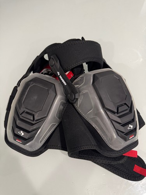 #ad Husky Hard Cap Gel Foam Stabilizer Knee Pads – Model 1H 30512 $37.04