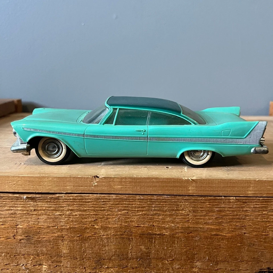 1958 Plymouth Fury Johan Vintage Dealer Promo Model Car Turquoise Green - Image 4 of 4