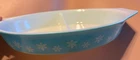 Vintage 1956 Pyrex  1-1/2 Quart Pyrex Divided Dish Turquoise Snowflake No Lid