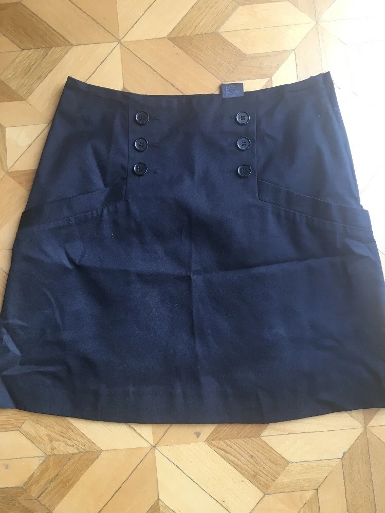 H&M Ladies Size 8 Black Sailor Cotton Blend, Button Front Skirt.