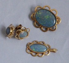 Set Ohrringe Ohrstecker Anhänger Brosche Opal Dublette 750 gold