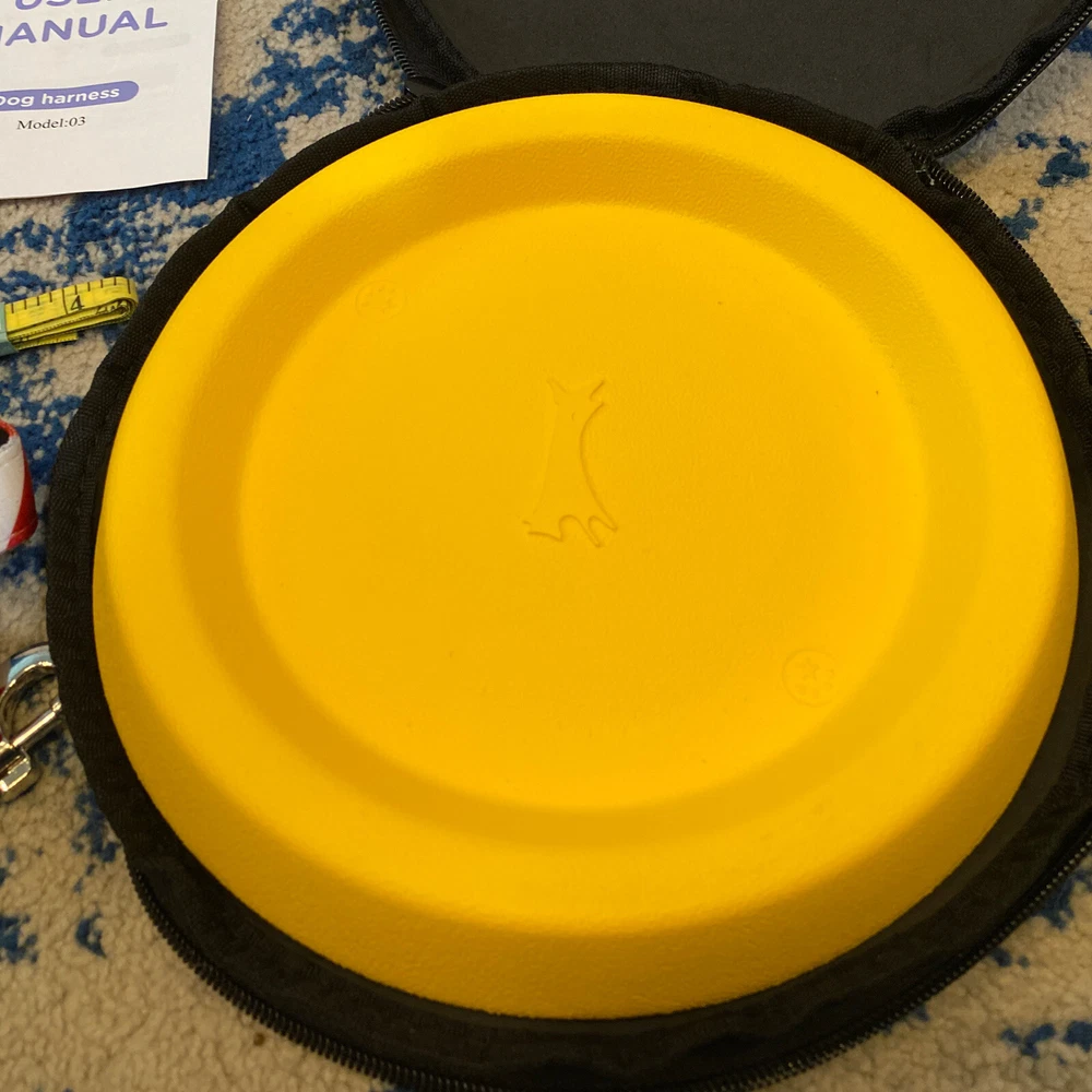 Dog Harness And Leash Set With Bonus Frisbee Toy!!! Brand New Must See!!! Size M Dog Harness And Leash Set With Bonus Frisbee Toy!!! Brand New Must See!!! Size M