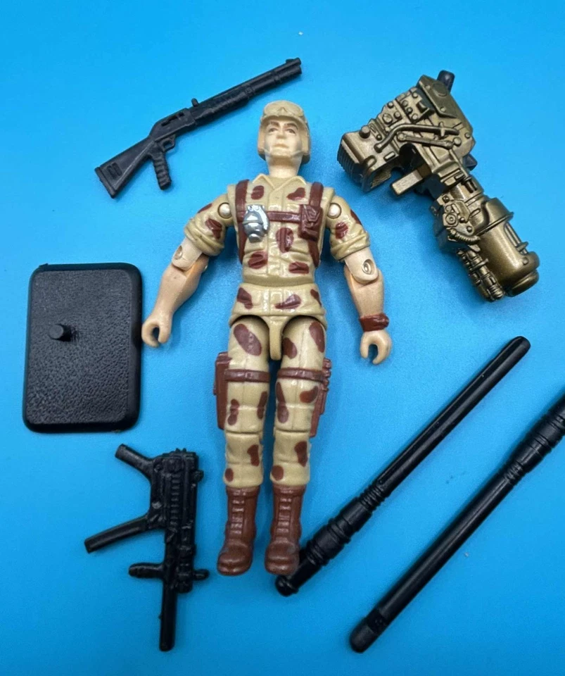 GI JOE ~ 1993 DUKE v4 ~ DESERT STORM BATTLE CORPS COMMANDER - Image 2 of 3