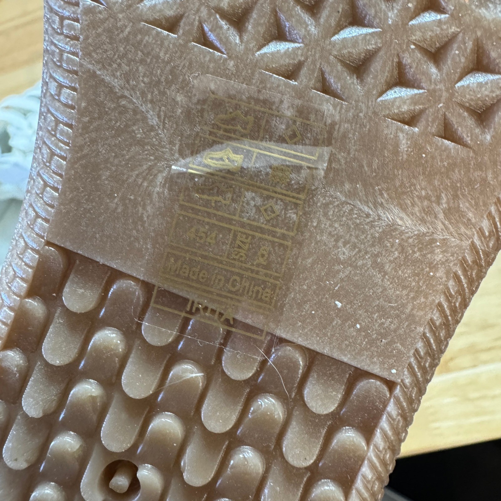 Project Cloud Irita White Silver Memory Foam Gum … - image 6