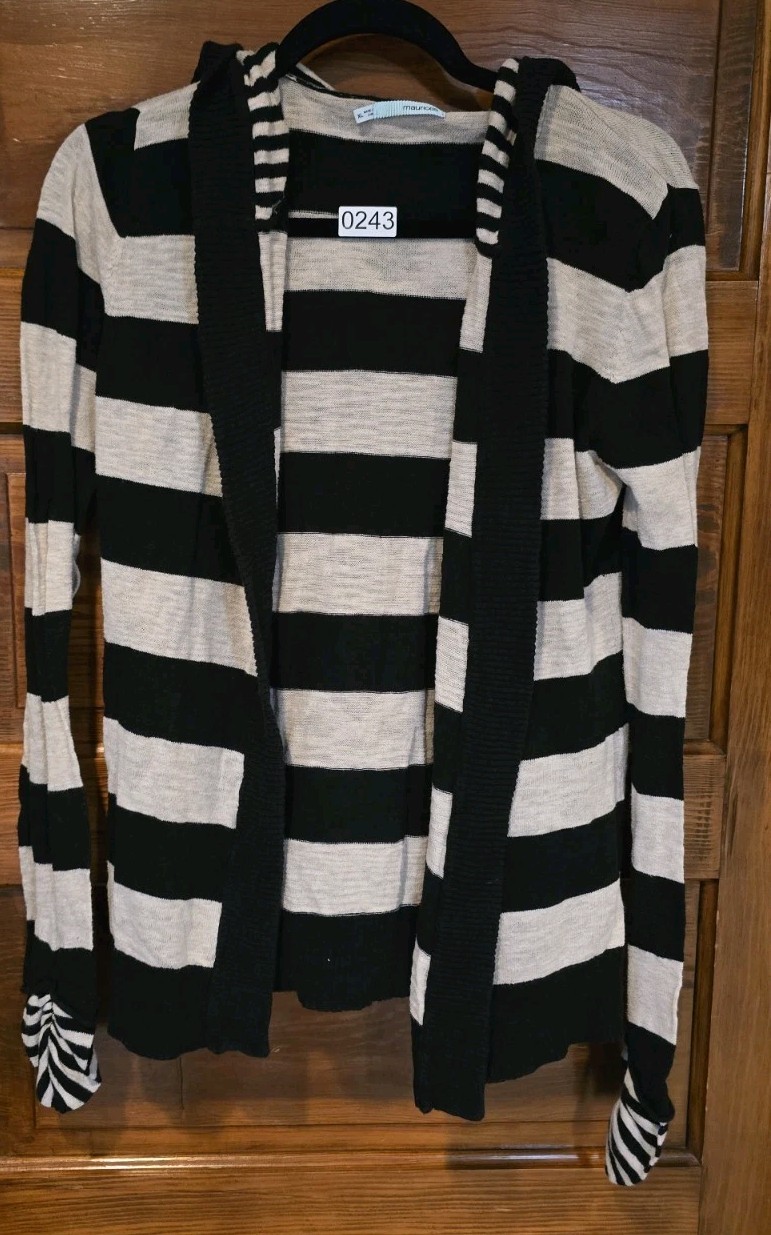 Maurices Women’s Cream And Black Striped Open Front Cardigan Size XL
