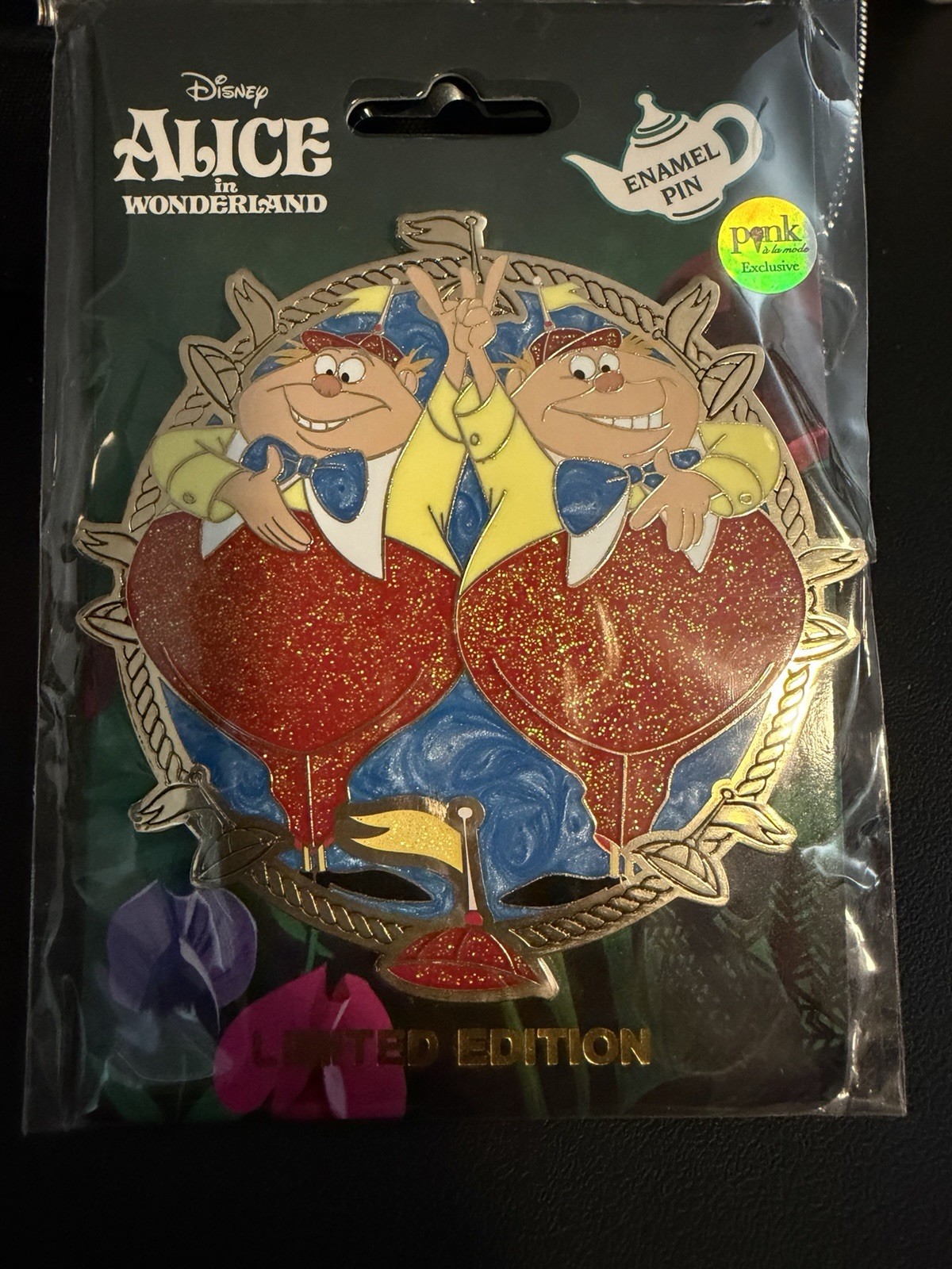 Disney Pink A La Mode Alice in Wonderland Jumbo Pin Tweedle Dee LE 300