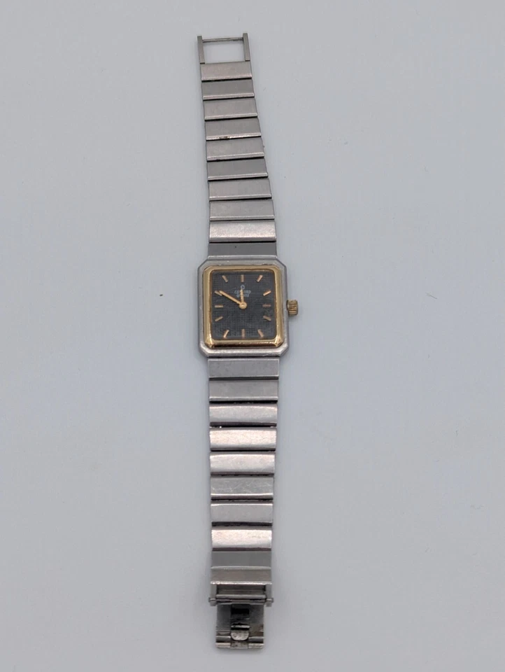 Relógio feminino Concord Mariner SG retangular de dois tons aço inoxidável - Imagem 2 de 4