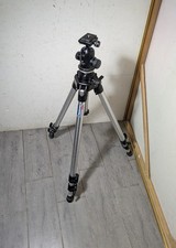 Bogen Manfrotto 3021 Tripod with Vanguard SBH-250 Head