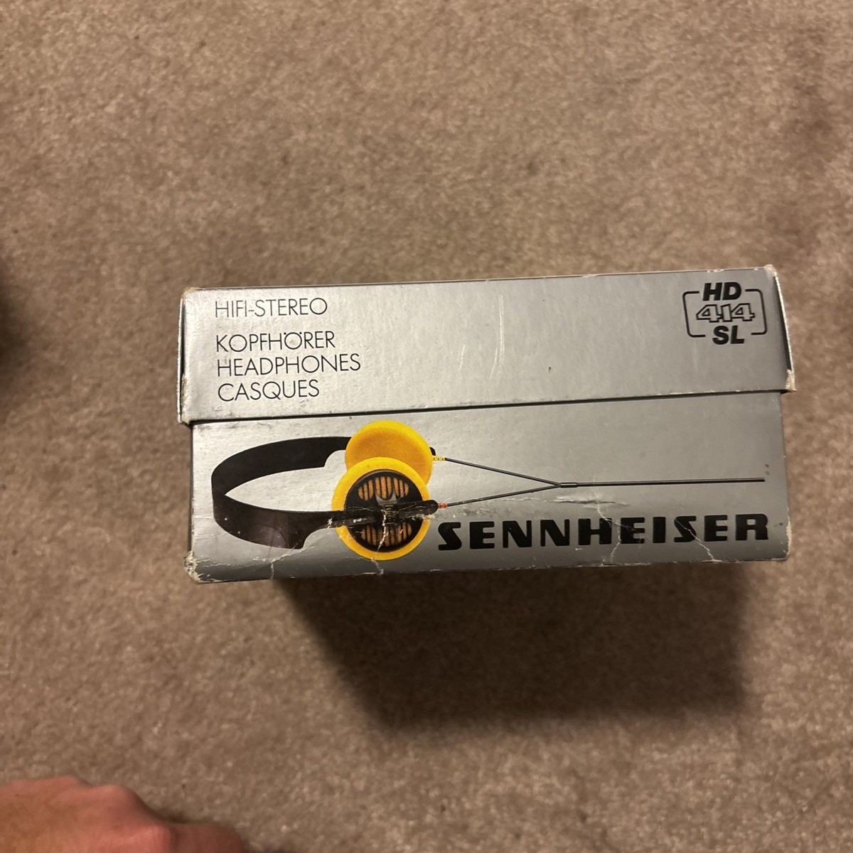 ヘッドホン SENNHEISER HD 414 Sennheiser HD 414 and 424