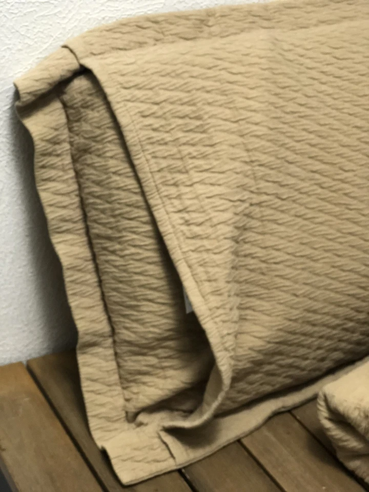 Набор покрывал Peacock Alley Tan Matelasse Cotton King 102x96 дюймов 2 стандартных наволочки - Изображение 4 из 4