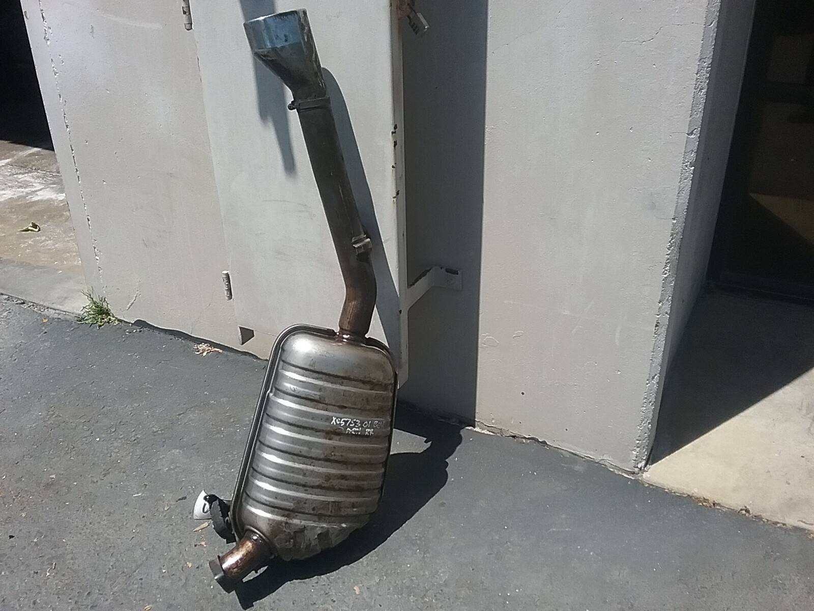 2000-2005 Bentley Arnage Right Rear Muffler PJ20474PD #333.BE1B01