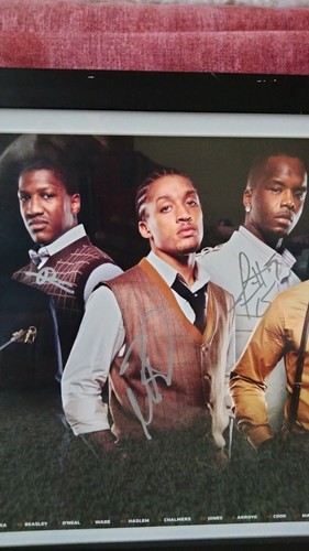 Framed Signed Autograph of The Miami Heat Players - Picture 5 of 13