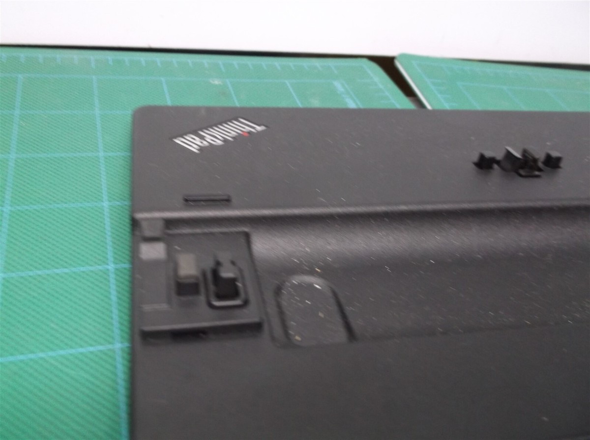 IBM Lenovo ThinkPad Ultra Docking Station Type 40AJ with Keys or