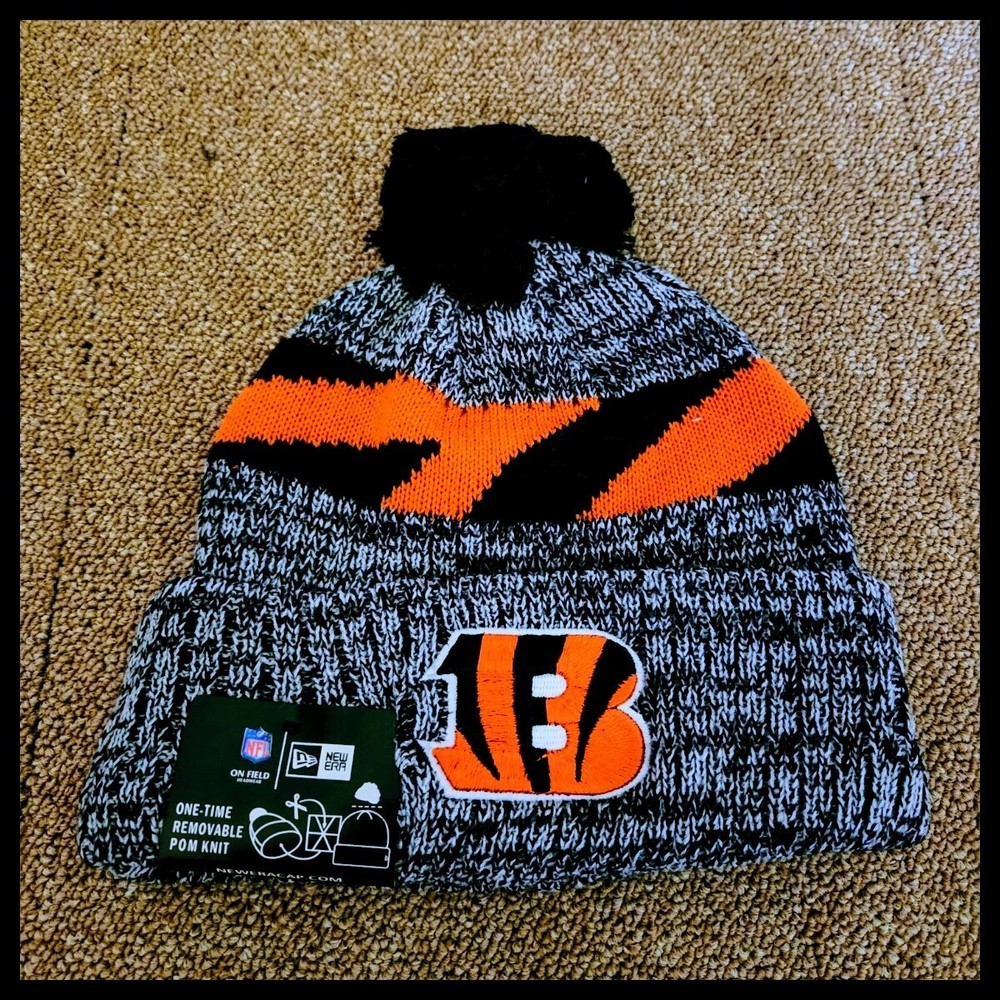 CINCINNATI BENGALS NFL FOOTBALL BEANIE HAT.