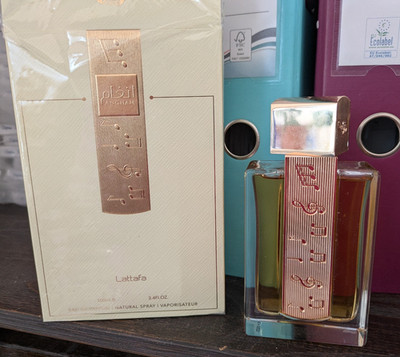 Damen Parfum ANGHAM Lattafa kein Goddes