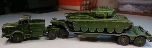 Vintage Dinky Supertoys Mighty Antar 660 Tank Transporter & Centurion Tank 651