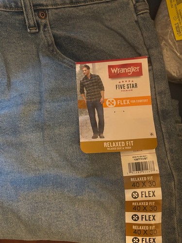 Wrangler Five Star Premium Relaxed Fit Jeans Men's 40x30 Light Wash Flex NWT