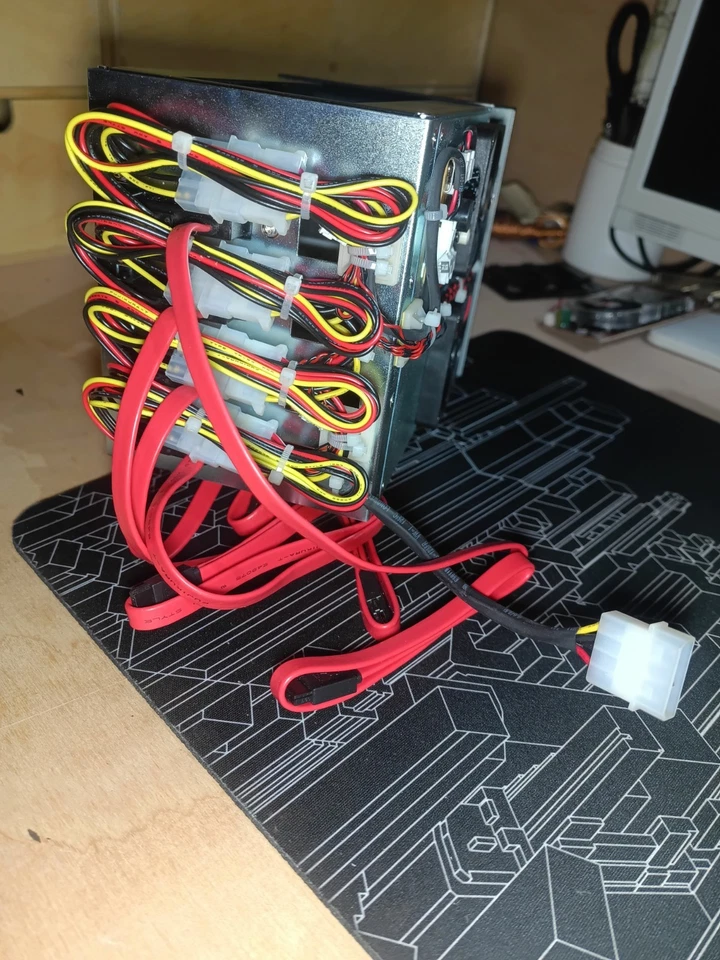 SOLID STEEL SATA ARRAY 4 Bays hot swap - Image 4 of 4