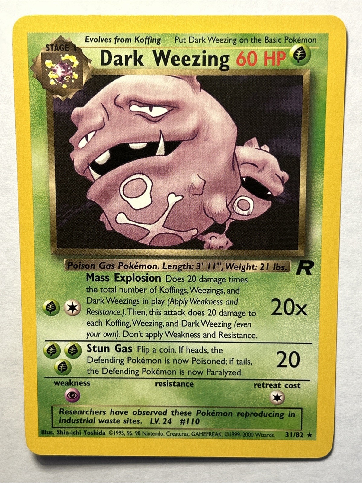 Dark Weezing 31/82 Team Rocket Pokemon TCG Vintage Non Holo Rare Card NEAR MINT
