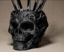Skull Shaped Holder / Organizer