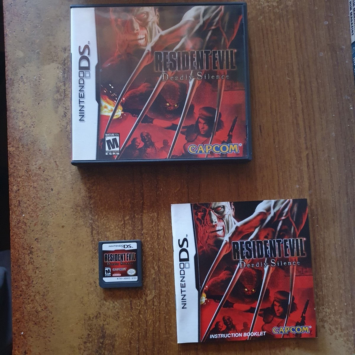 RESIDENT EVIL: DEADLY SILENCE NINTENDO DS GAME