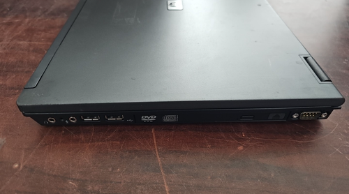 HP Compaq NC8230 Laptop Intel Centrino Win XP 1Gb RAM - UNTESTED / AS IS - Picture 5 of 10