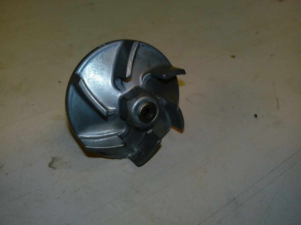 YFZ450 2004 2013 Water Pump Cover Housing Yamaha 5TG 12422 00 00 #172