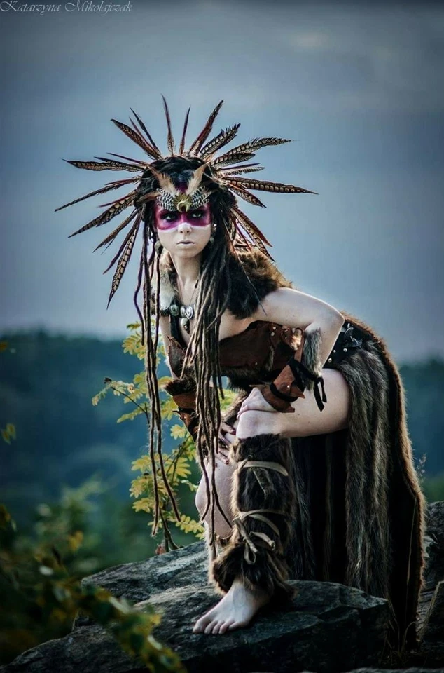 Disfraz de chamán de piel de bárbaro personalizado  Foto 3 de 4