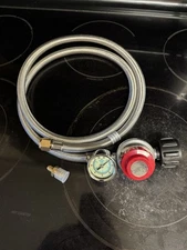 5FT 0-30 PSI Adjustable High Pressure Propane Regulator with Gauge.