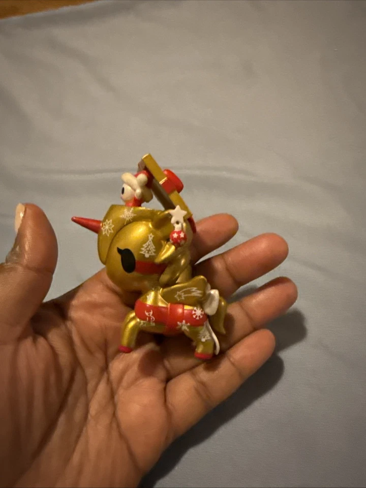 Tokidoki Holiday Unicorno Series 3 Ribbons Collectible Vinyl Figure - Image 3 of 3