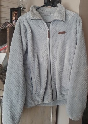Columbia women s Size Medium Baby Blue Zip Up Winter Coat  Super Soft