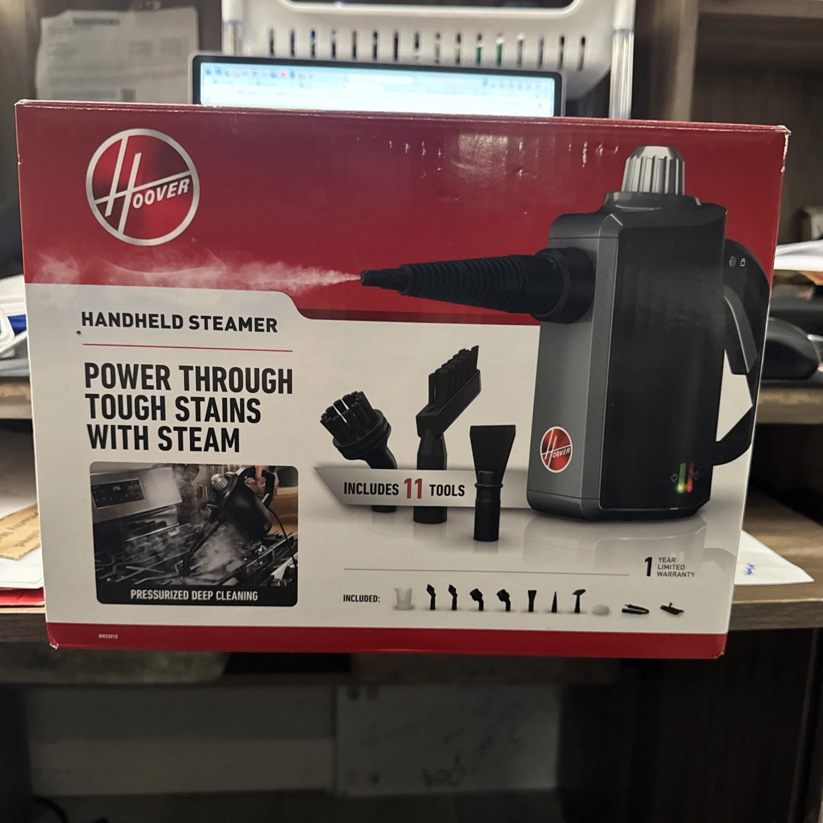 HOOVER Handheld Steamer Power Trough Tough Stains W/Steam.New w/11 tools WH25010