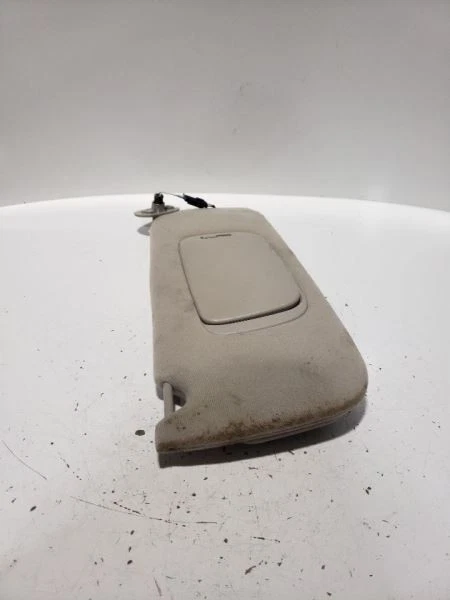 Viseira solar direita para passageiros iluminada compatível com 00-04 300M 981925 - Imagem 4 de 4